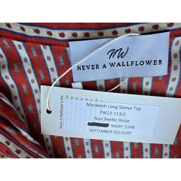 NWT Never A Wallflower Marrakesh Rust Beetle Scarab Print Blouse Size XS - Picture 6 of 6